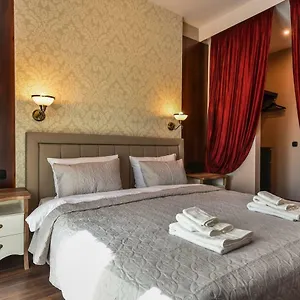  Appartamento Palace Of Culture 2-bedroom Retreat On Skobelev Blvd